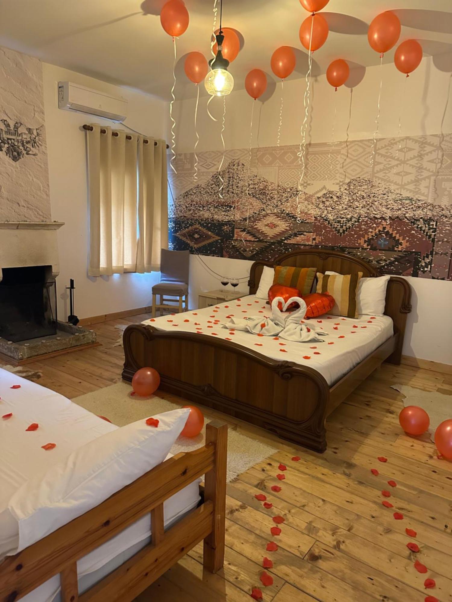 Vila Disha Tirana Bagian luar foto